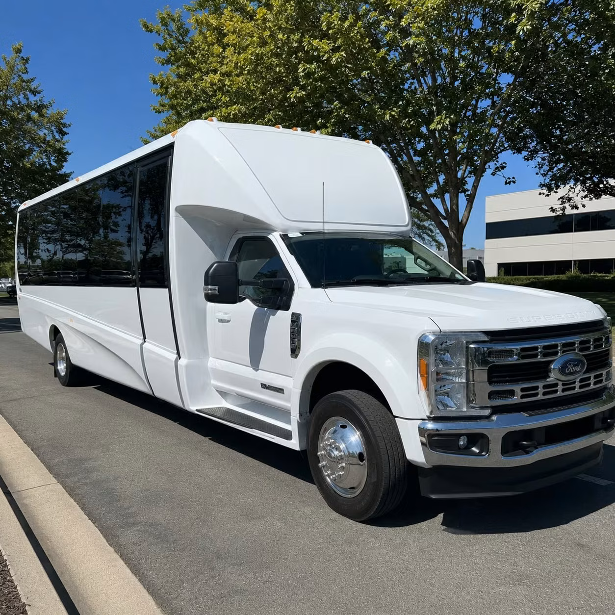 15 passenger minibus