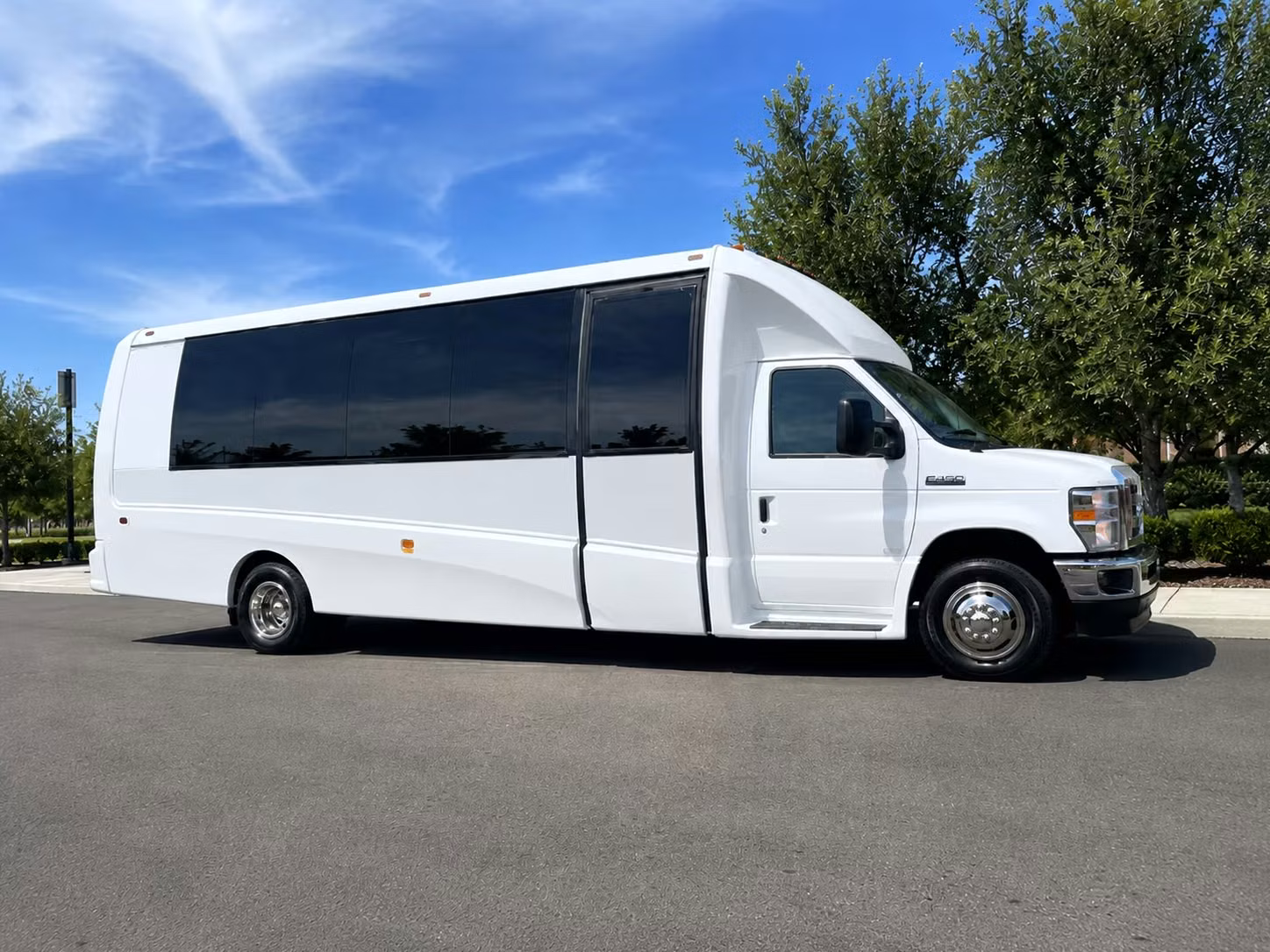 18 passenger minibus