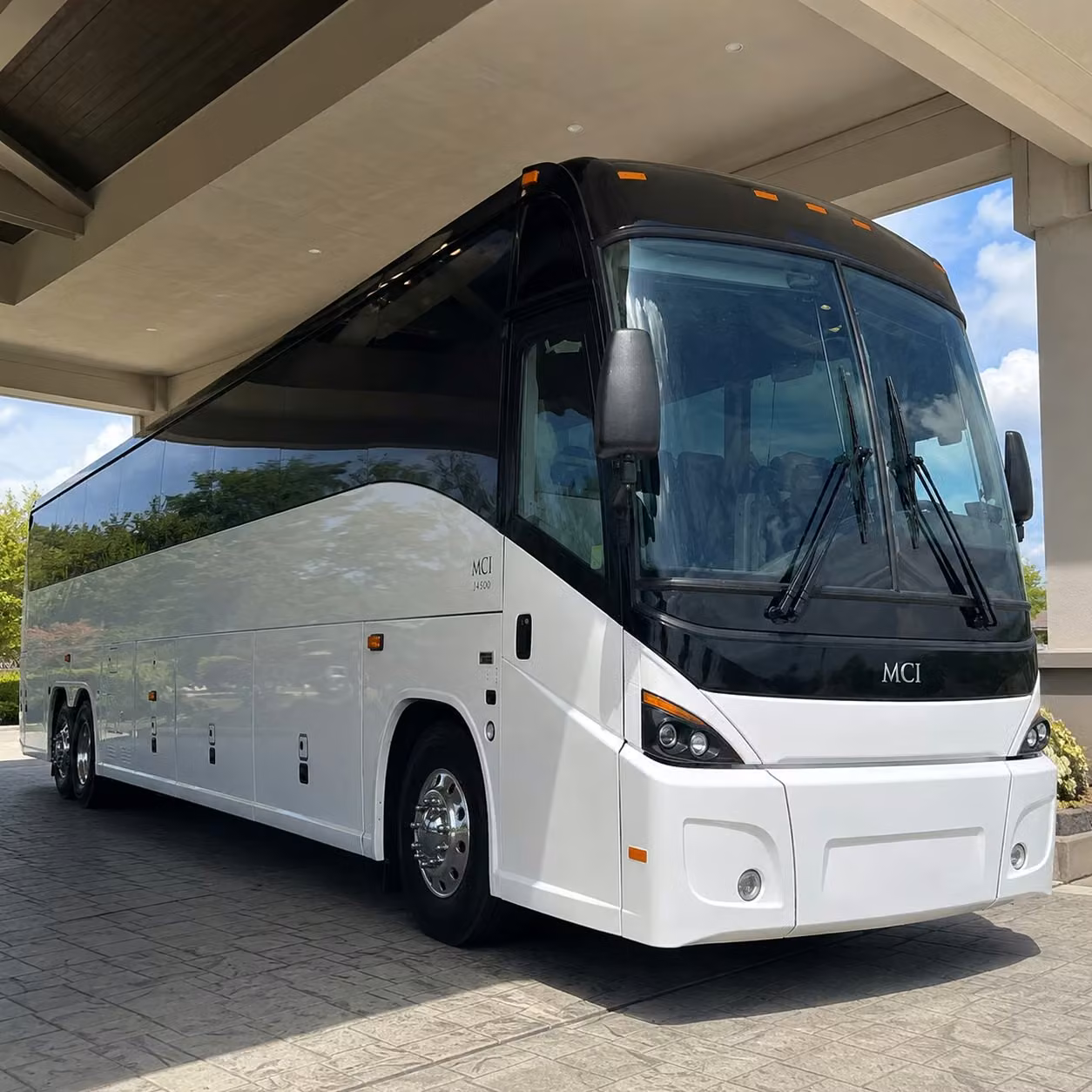 charterbusrentalrockhillsc com is here for corporate campus shuttle services at rock hill s largest employers