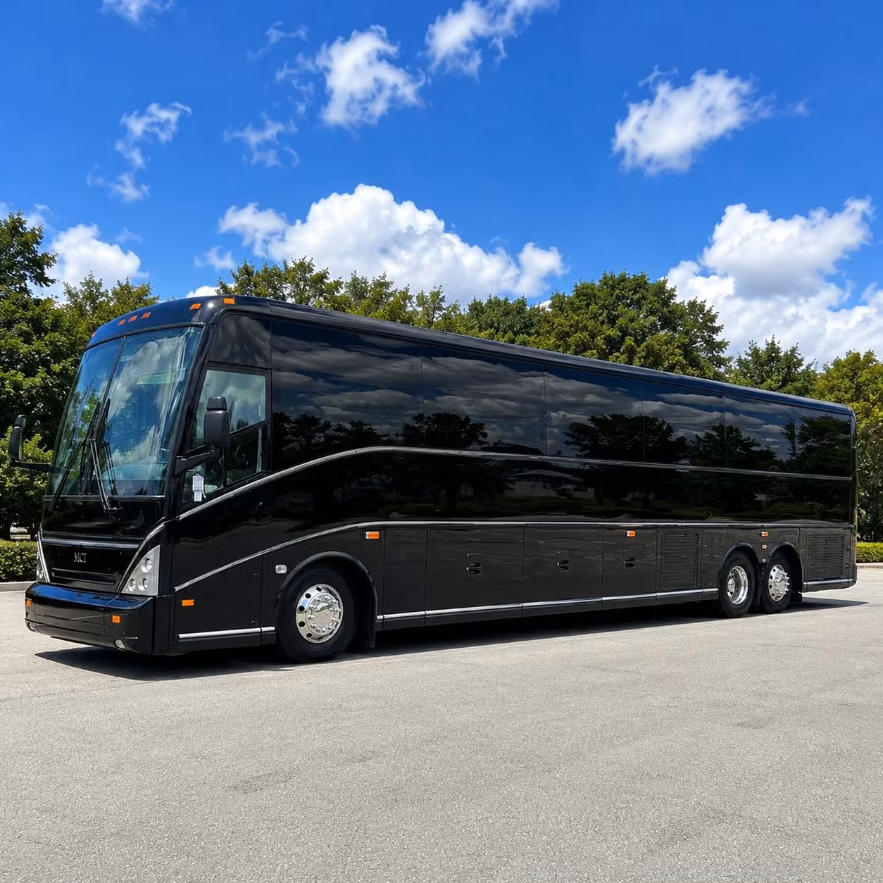 charterbusrentalrockhillsc com makes employee commuter shuttles in rock hill easy